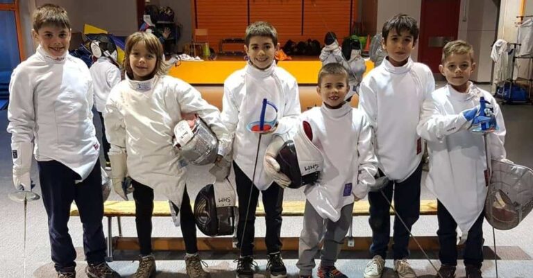 Grup infantil d’esgrima del Club SH Manresa